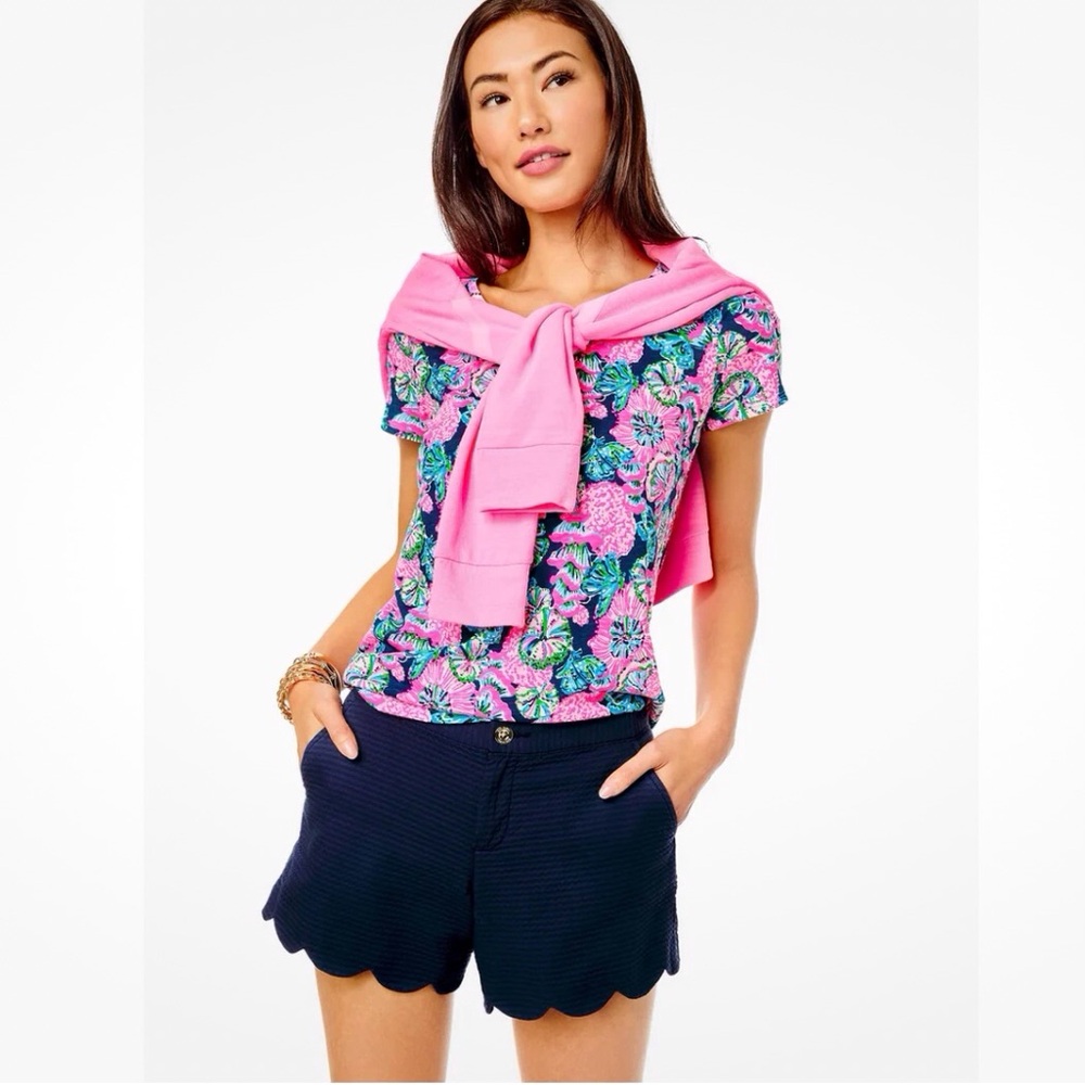 Lilly Pulitzer 4 Scalloped Navy Blue Shorts Women’s Gold Button 023468